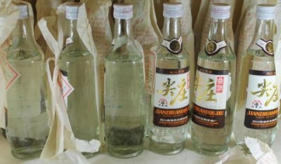 ​五粮液绵柔尖庄大光瓶原料  五粮液绵柔尖庄42度500ml6瓶装价格